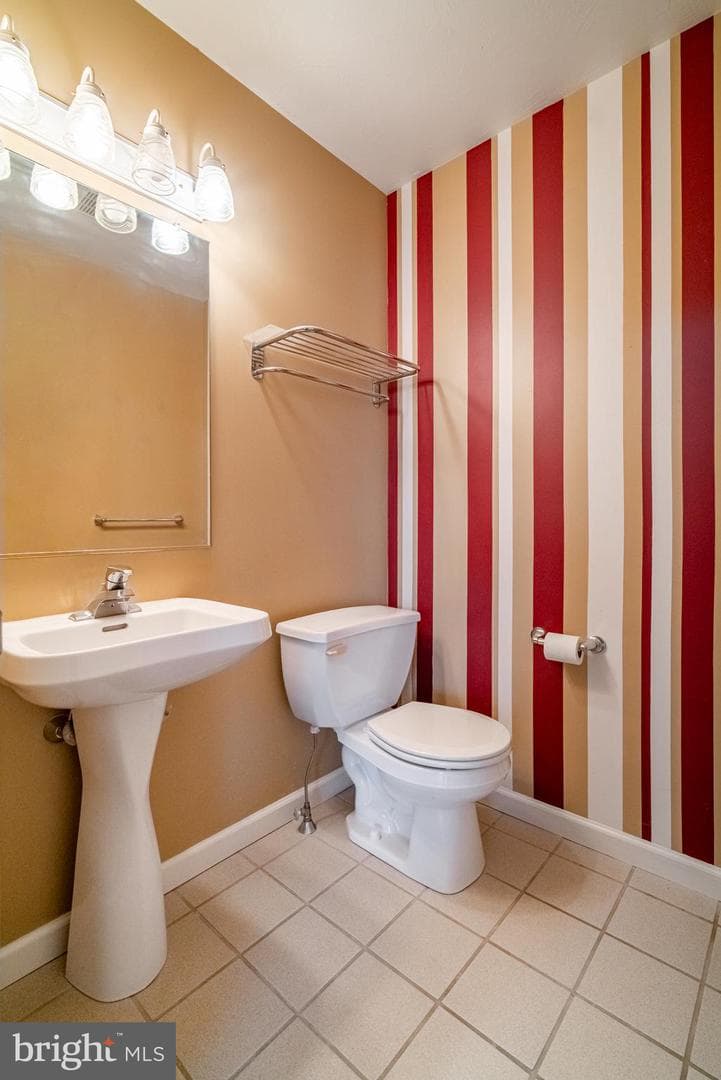 452b Buttonwood Lane photo 12