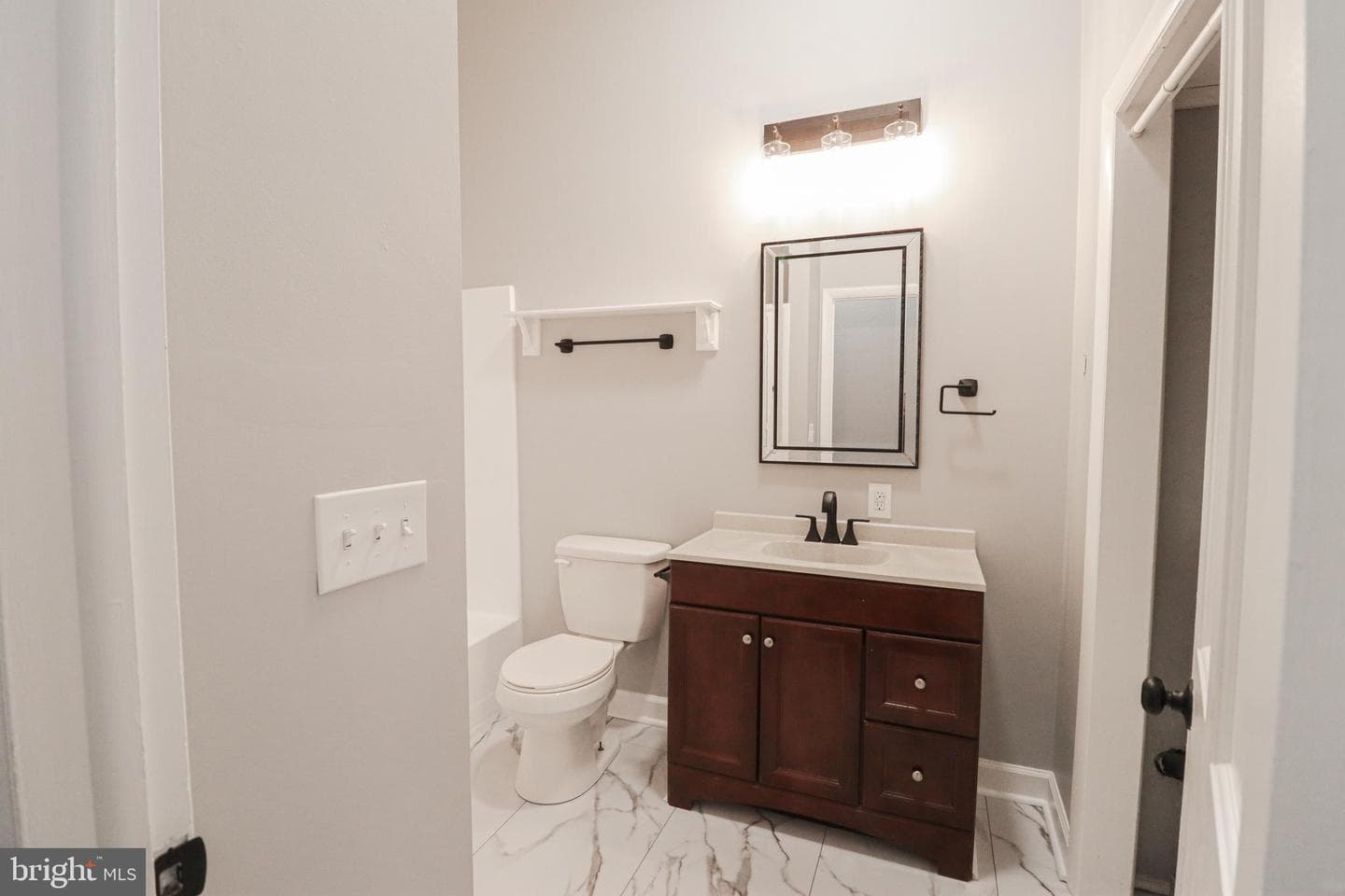 134 S Newberry Street photo 17