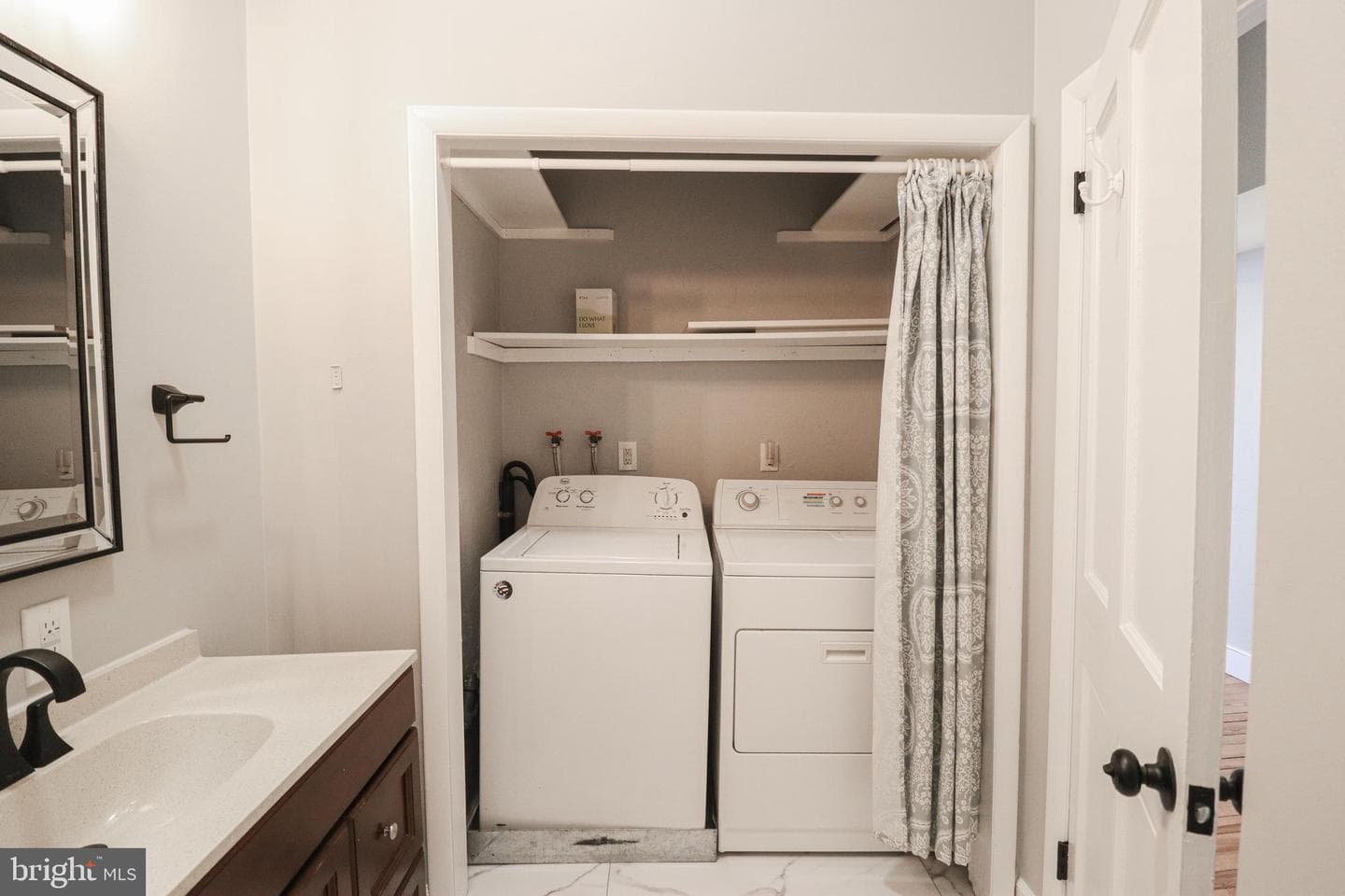 134 S Newberry Street photo 20