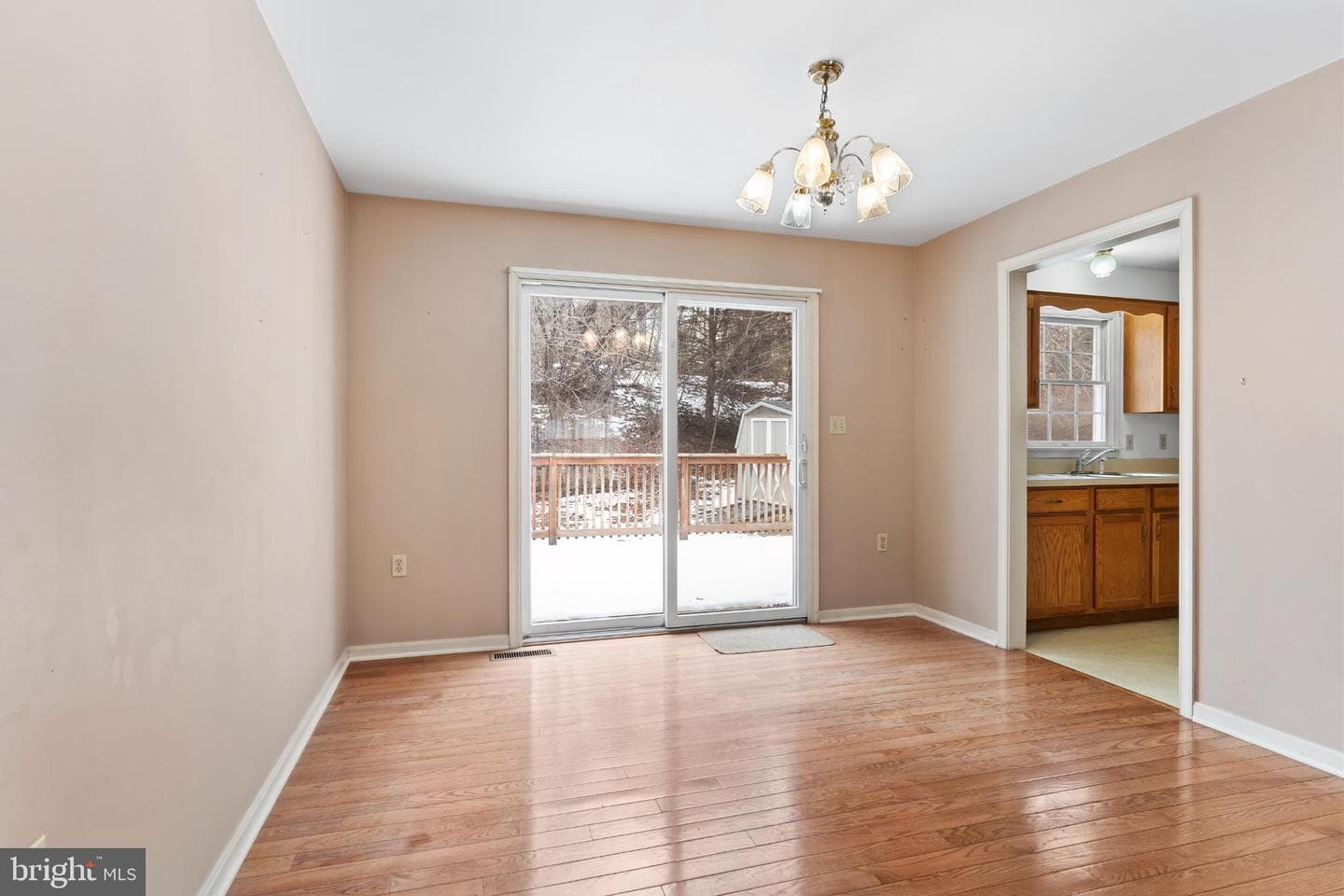 404 Valley View Circle photo 11
