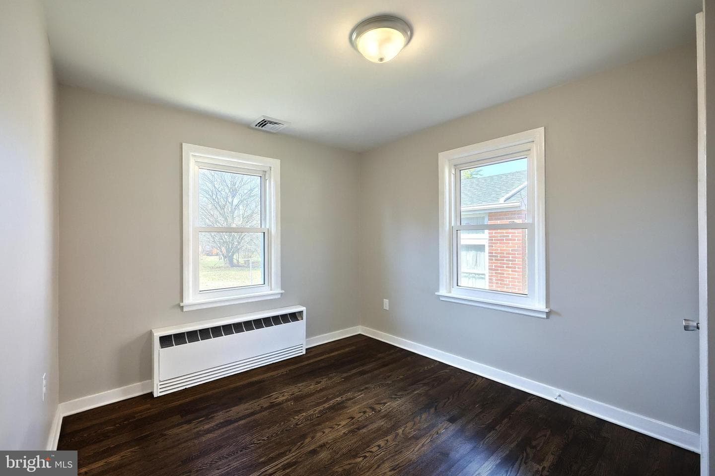 106 N Williams Street photo 22