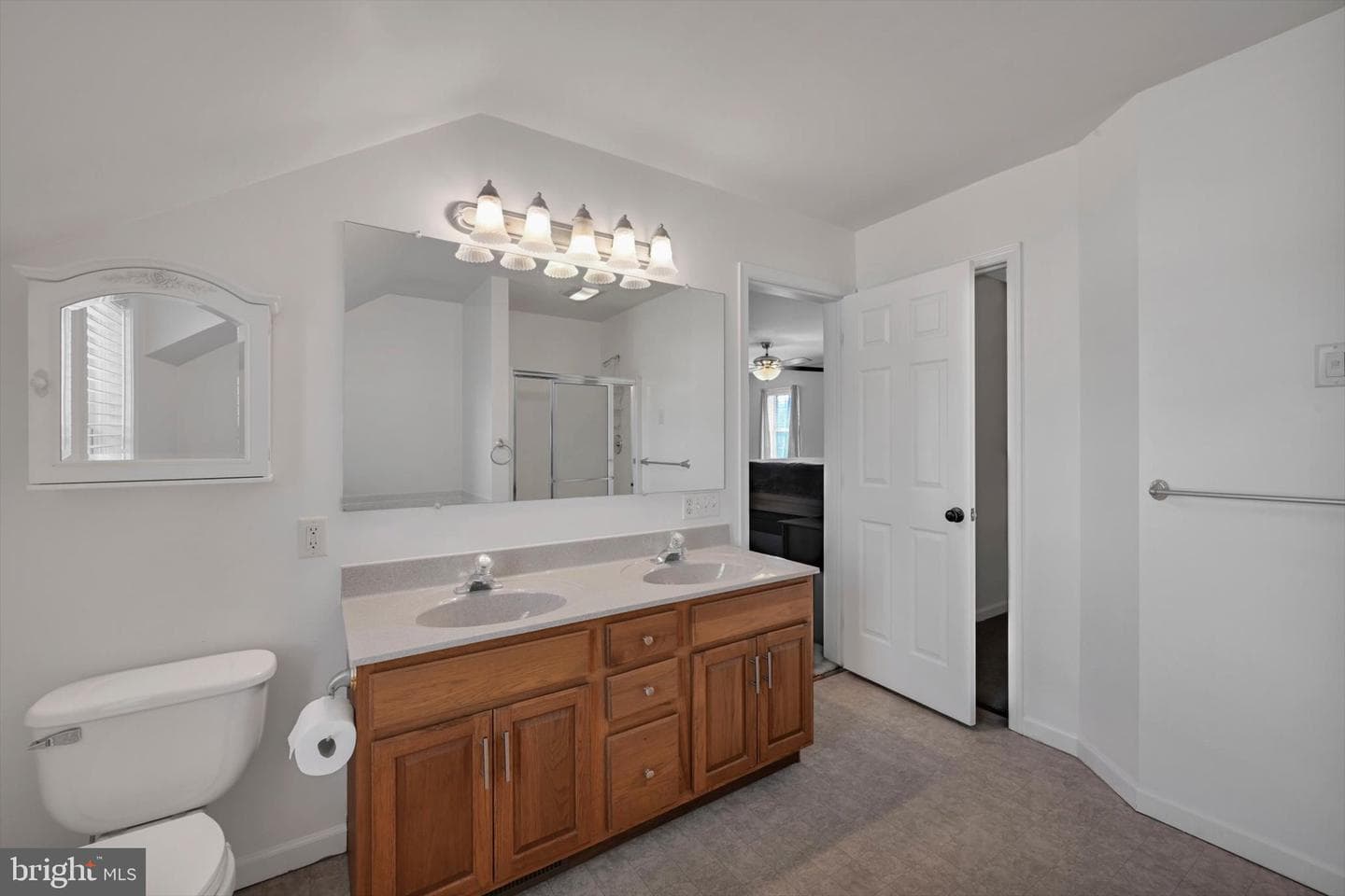 24 Rockdale Drive photo 17