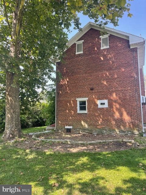 1329 Broadway photo 3