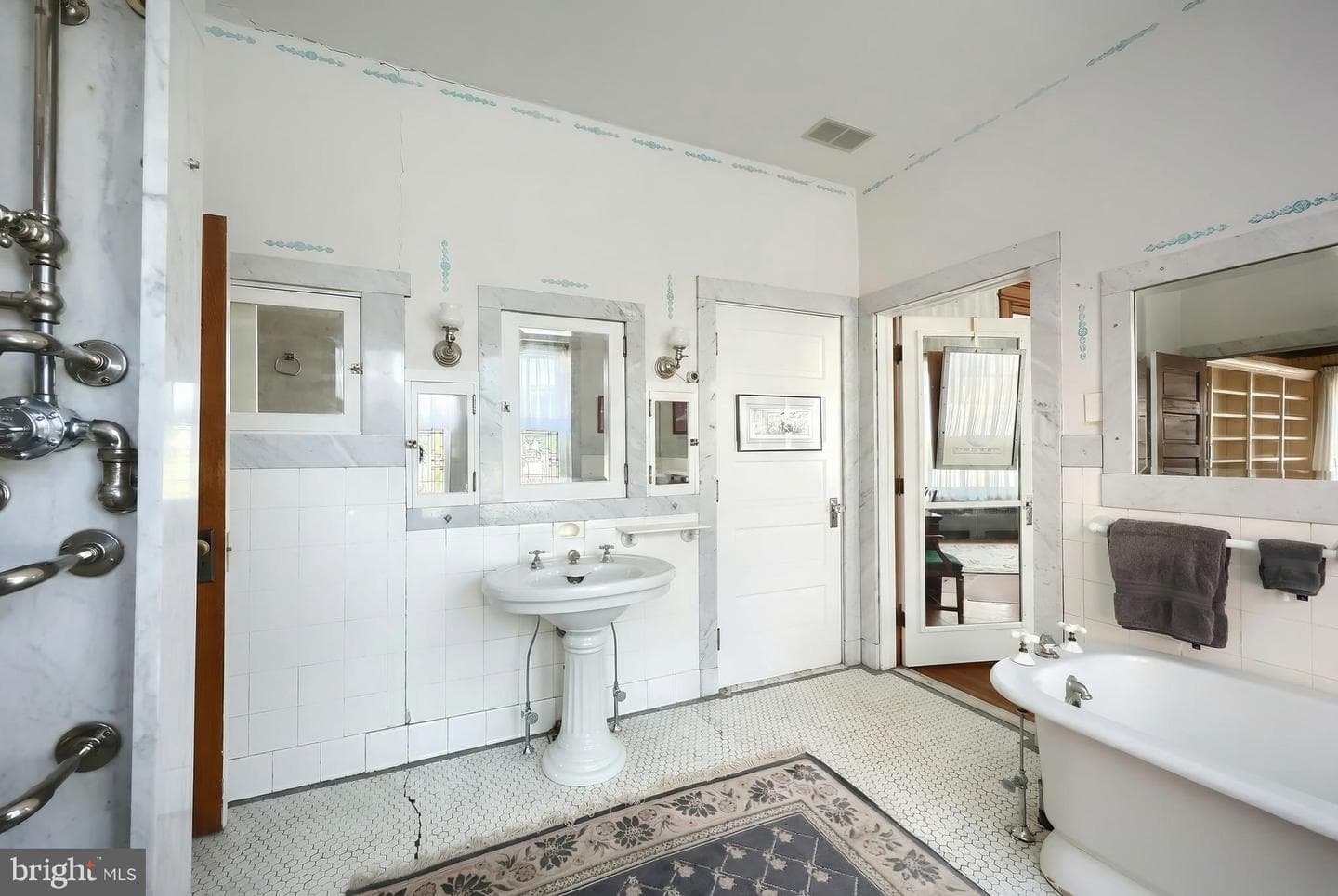 119 Baltimore Street photo 21
