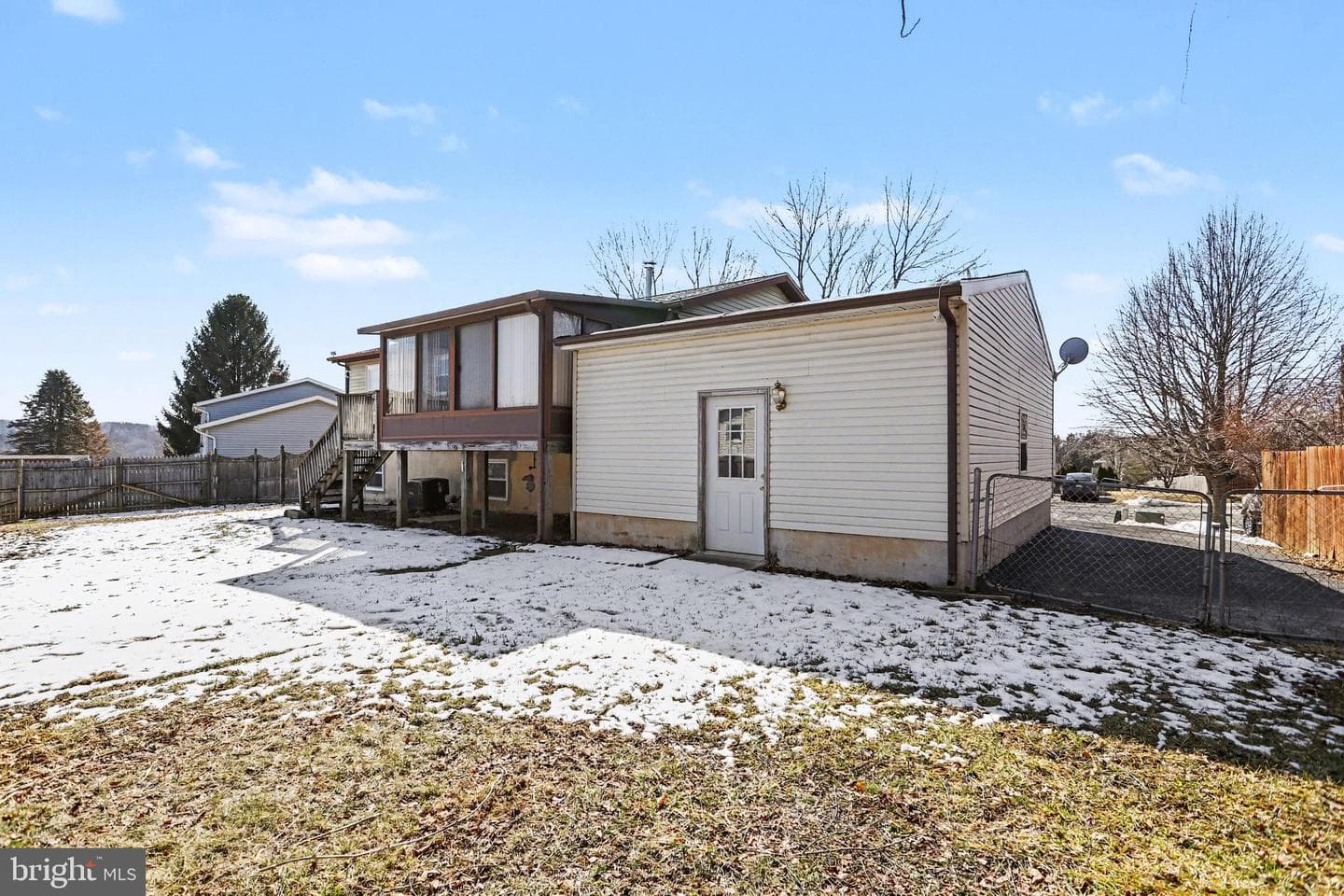 48 Colonial Drive photo 27