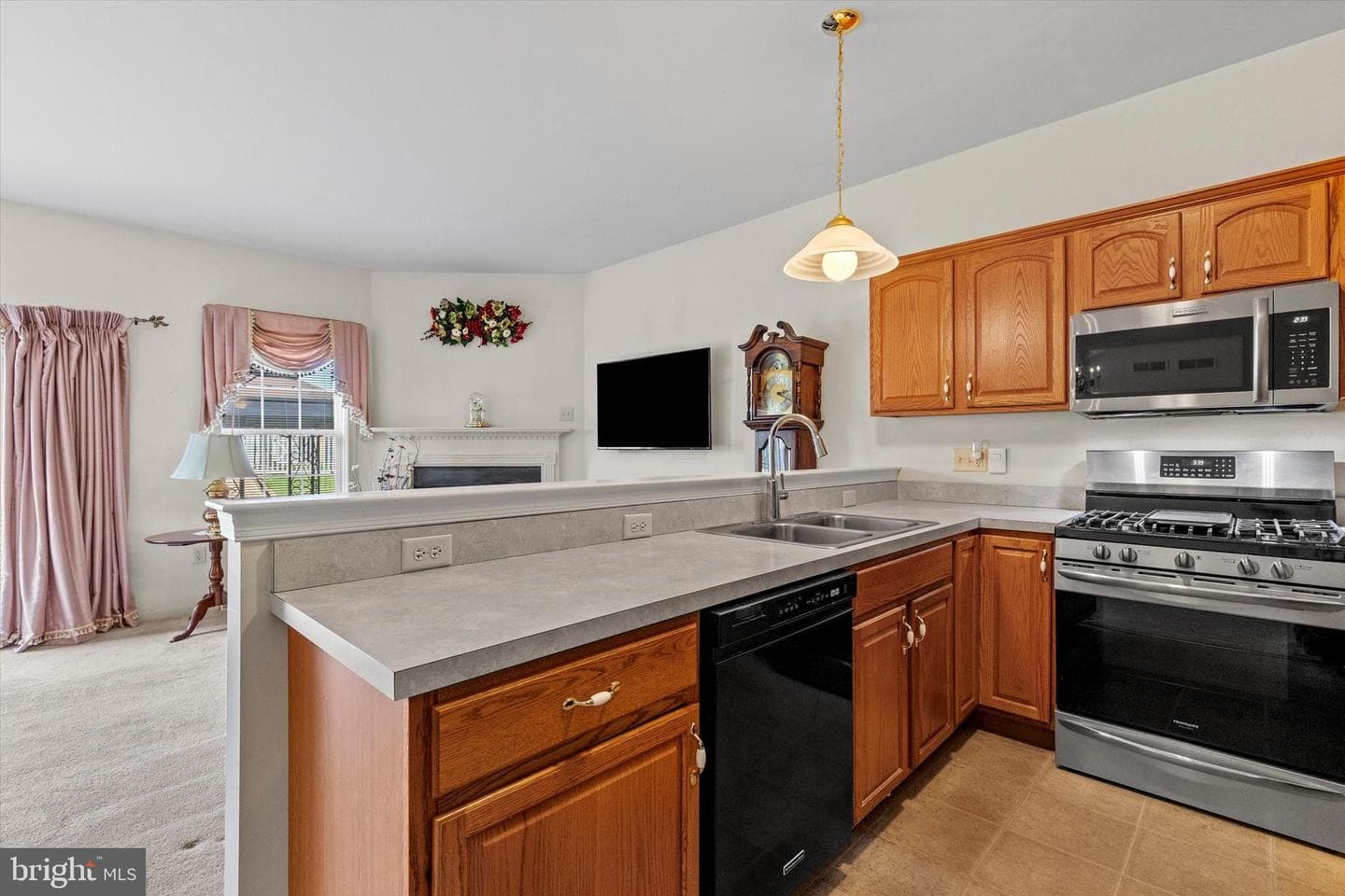 3598 Kortni Drive photo 6
