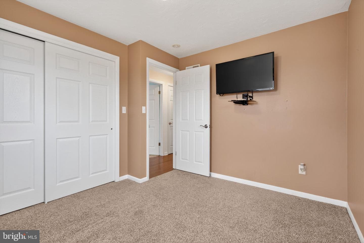 150 Yoe Drive photo 20