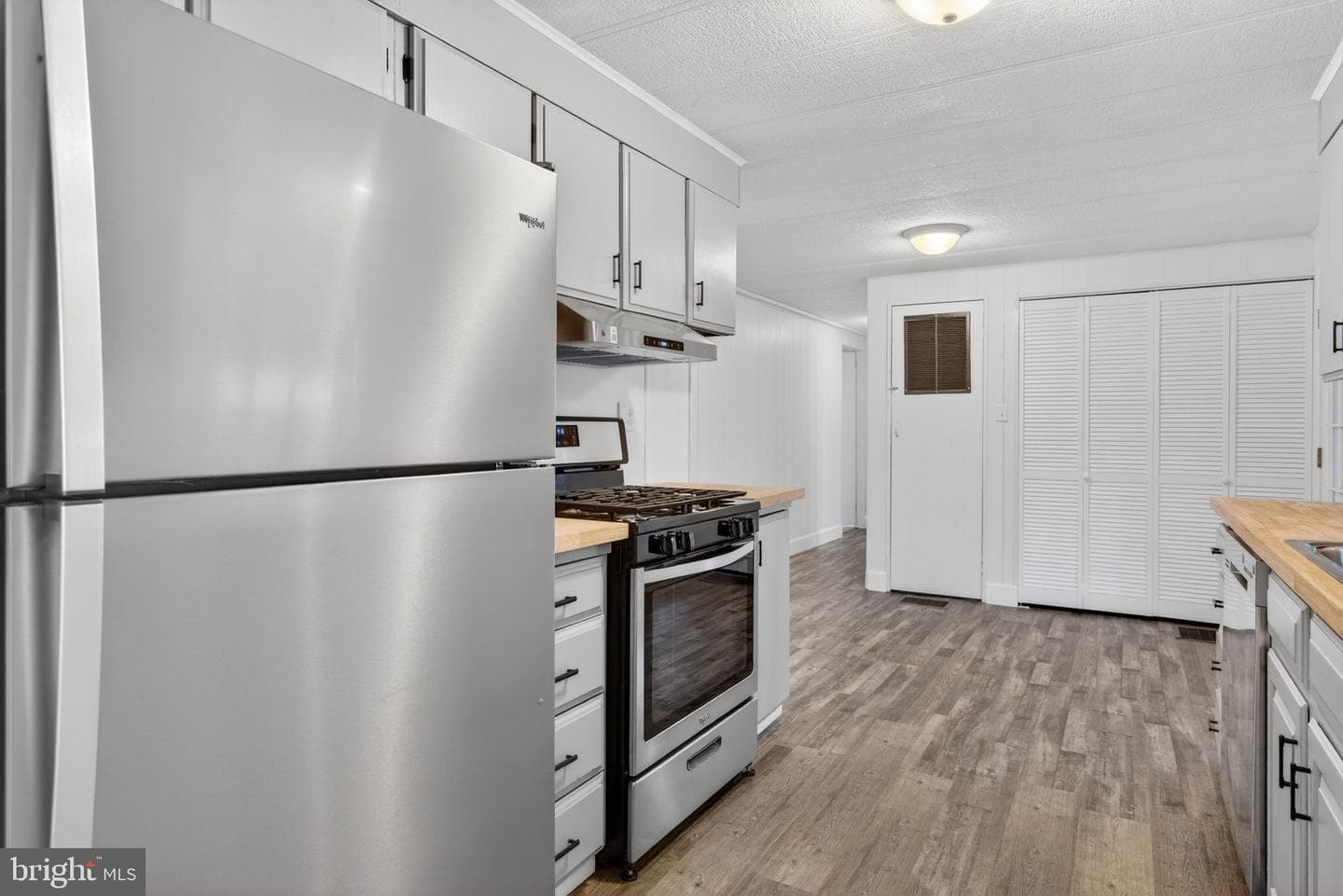 4918 Pleasant Valley Road photo 14