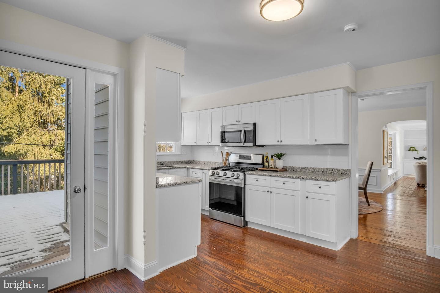 1059 Hillside Drive photo 15