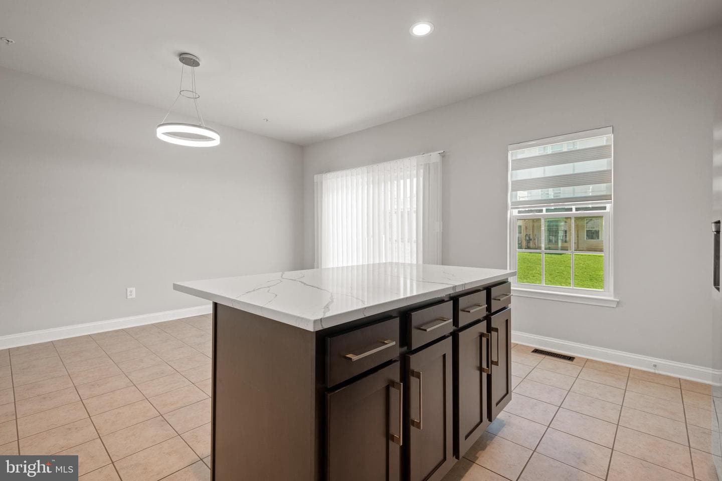 1272 Elderslie Lane #92 photo 11