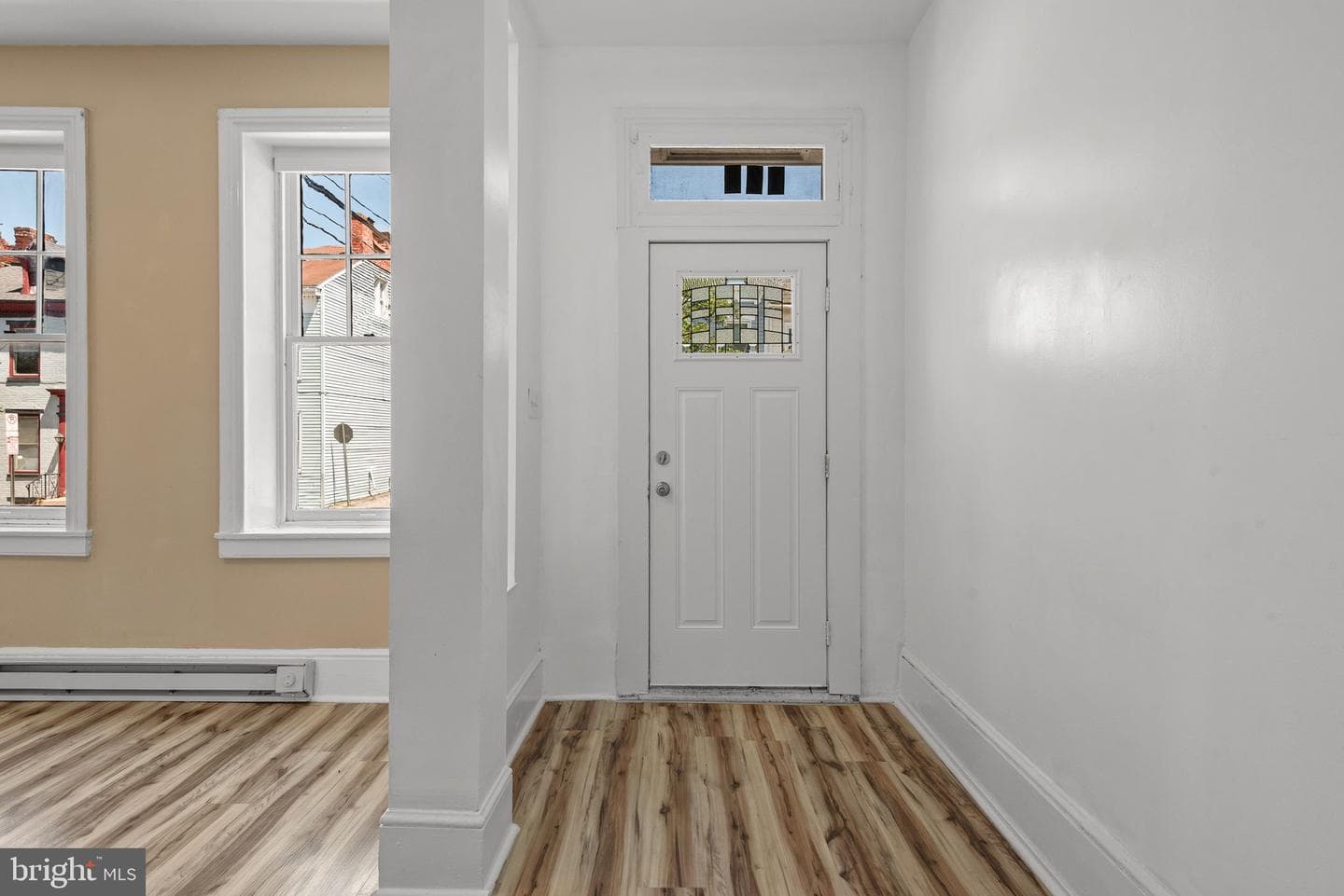 126 N Queen Street photo 3