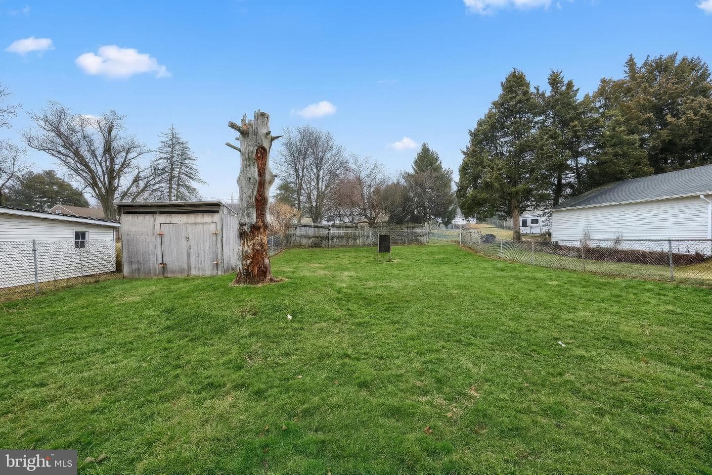 2180 Hess Road photo 32