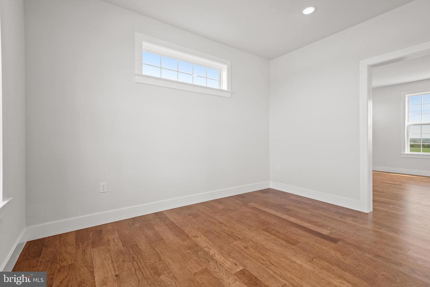 502 Winding Way #windsor Model photo 9