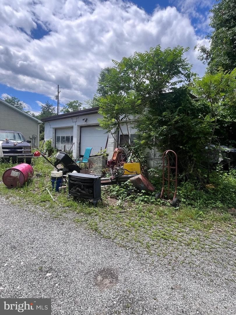 600 Ridge Road photo 15