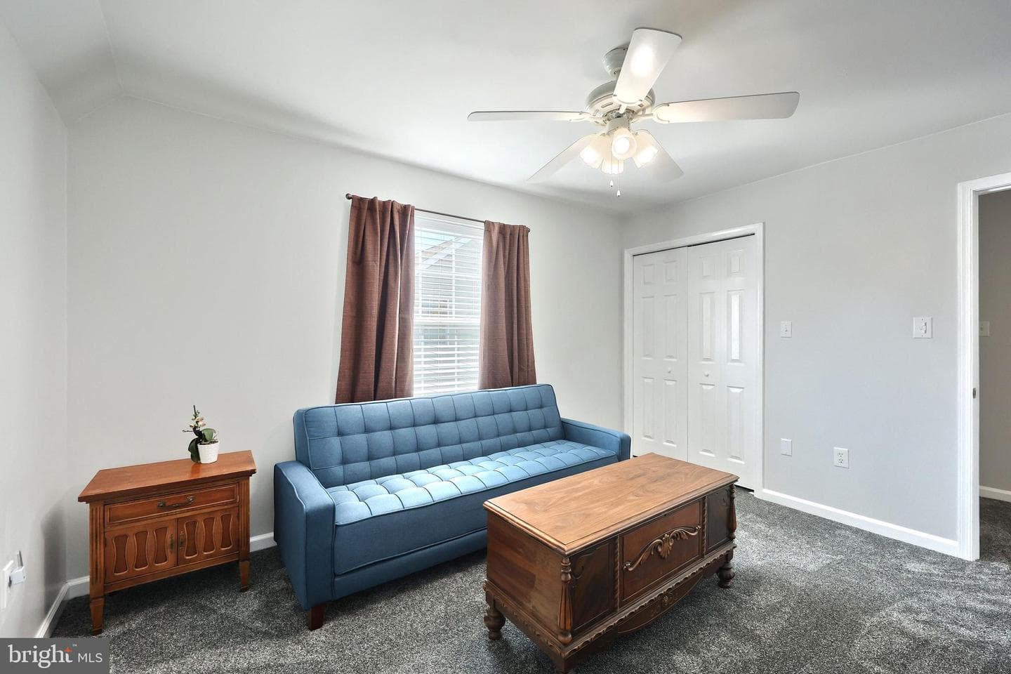 727 Blossom Hill Lane photo 22