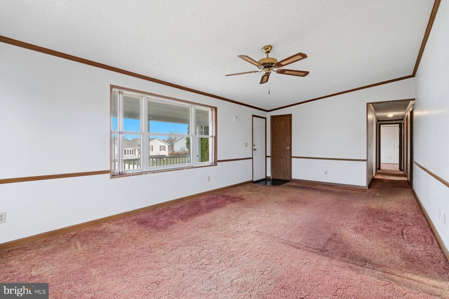 430 Clover Lane photo 3