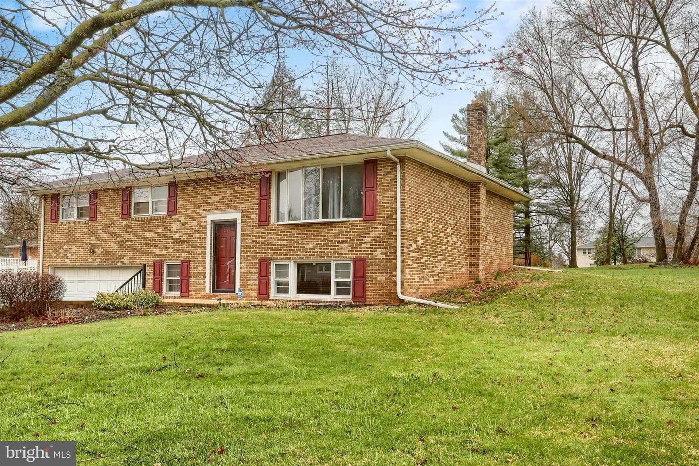 2589 Audlyn Drive photo 4