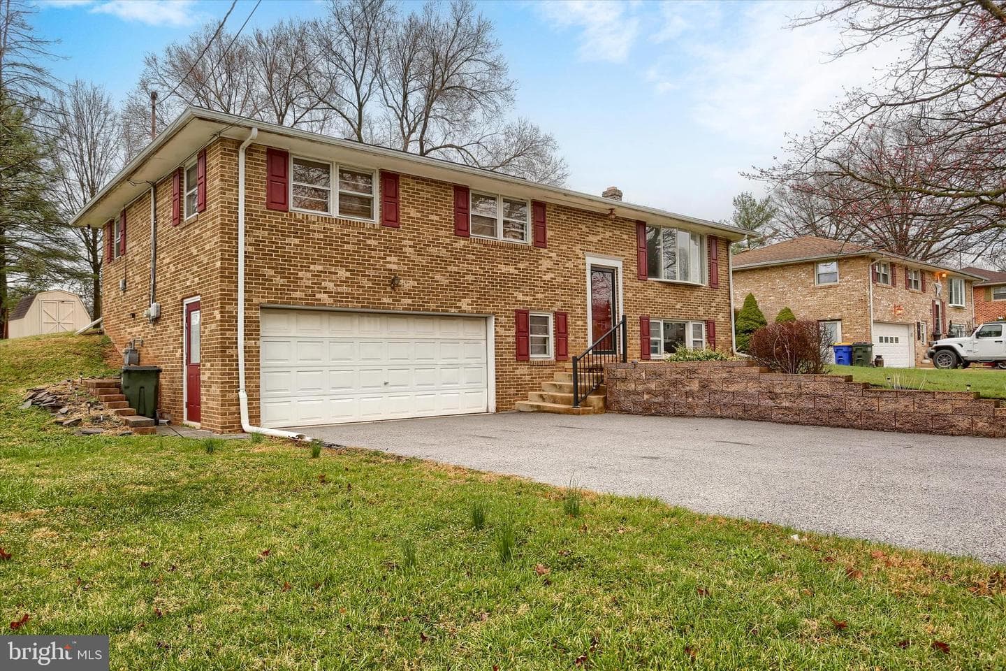 2589 Audlyn Drive photo 6