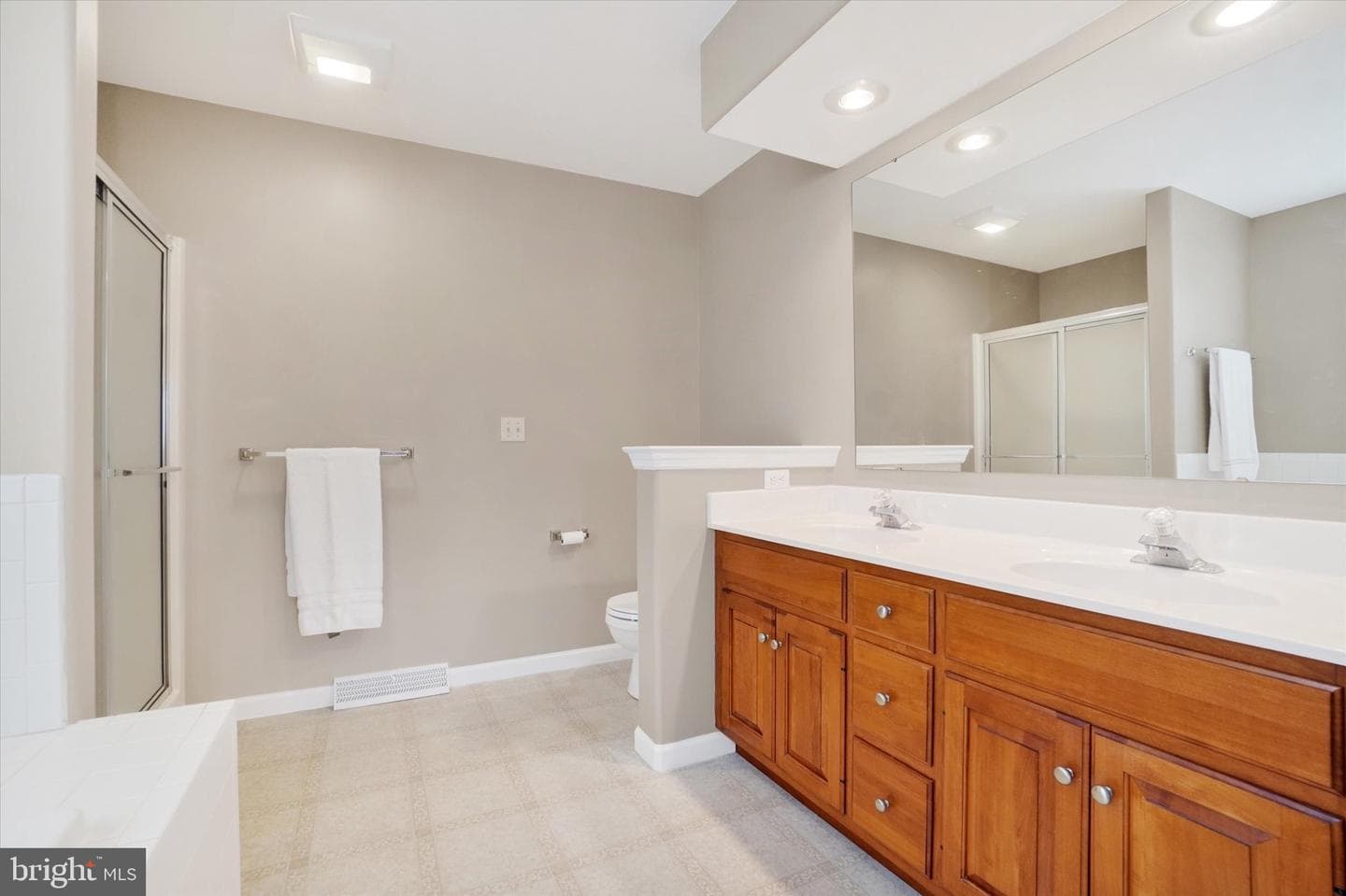 2727 Woodspring Drive photo 25