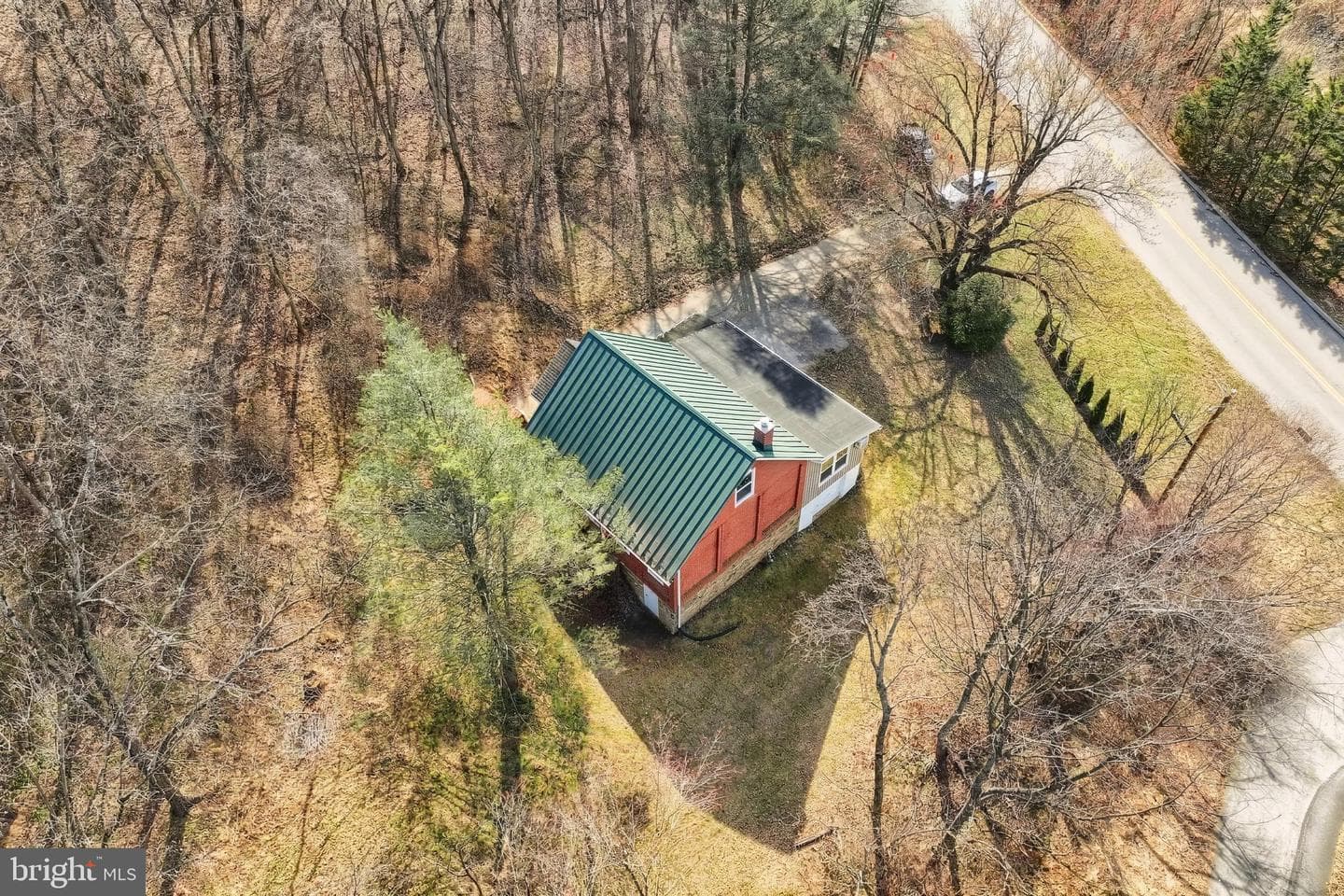 905 Chambers Road photo 10
