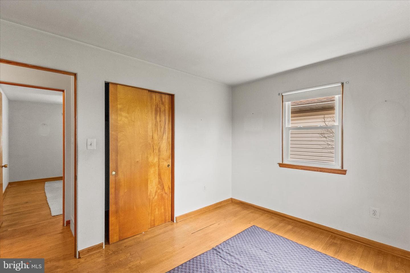 566 Baer Avenue photo 11