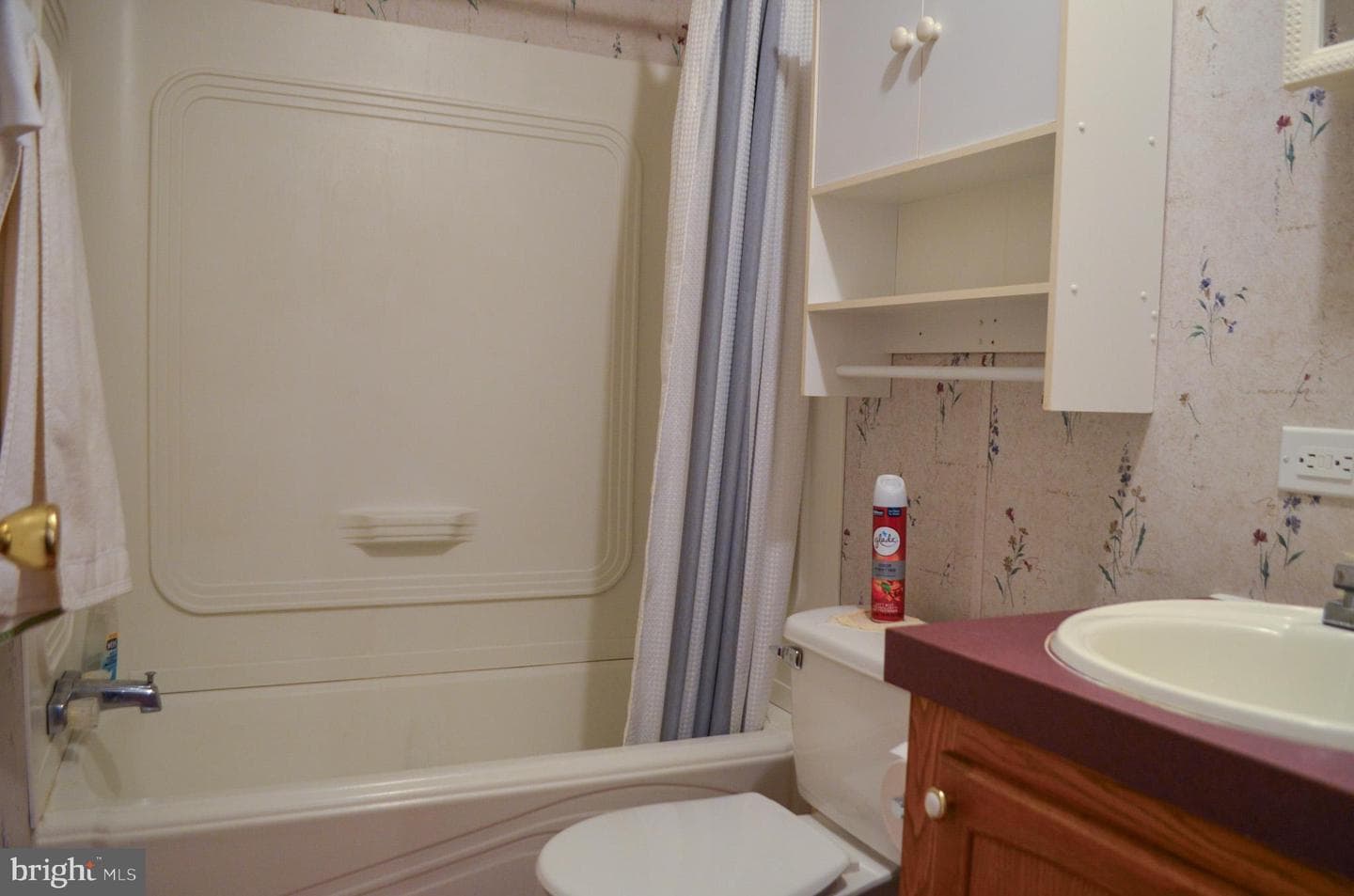 252 James Way photo 25