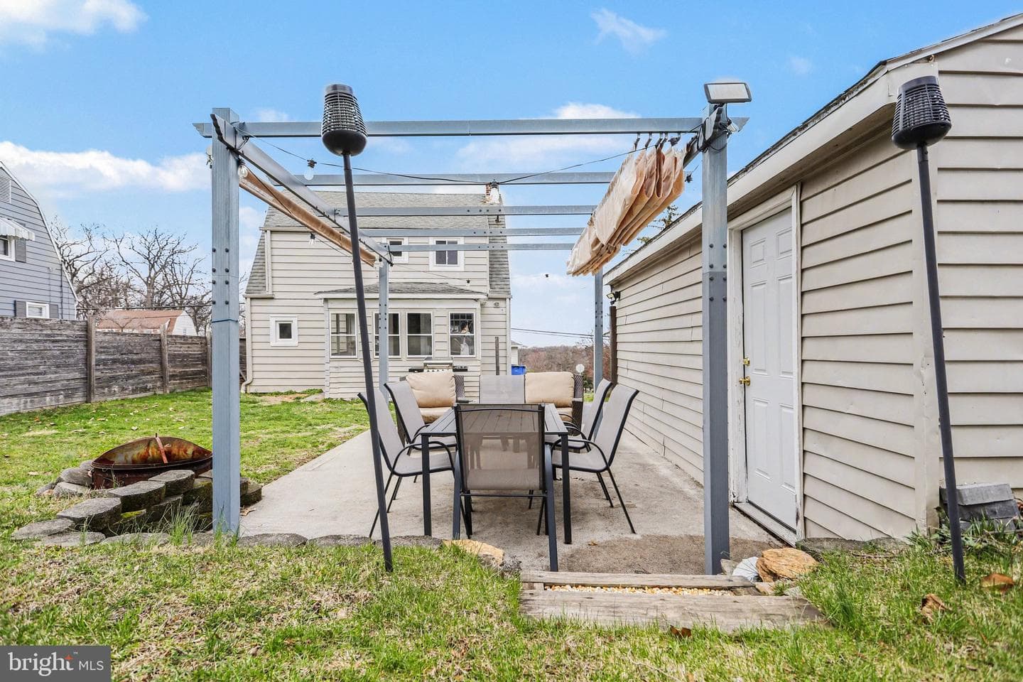 524 Hillcrest Road photo 24