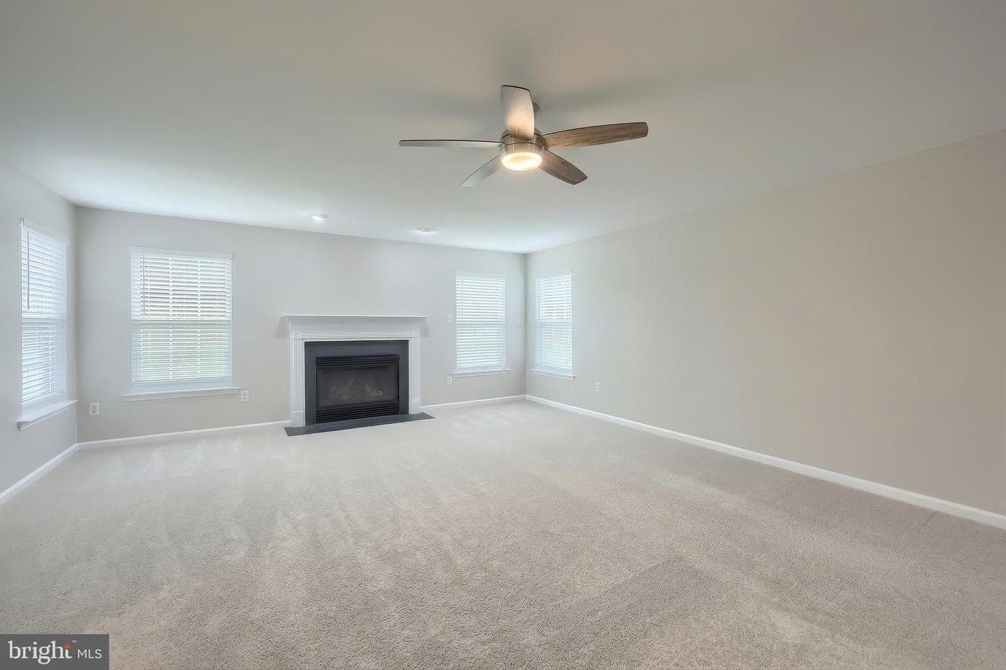 735 Clydesdale Drive photo 26