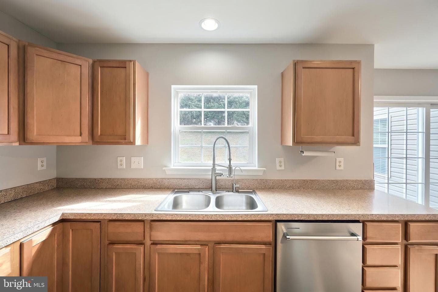 735 Clydesdale Drive photo 33