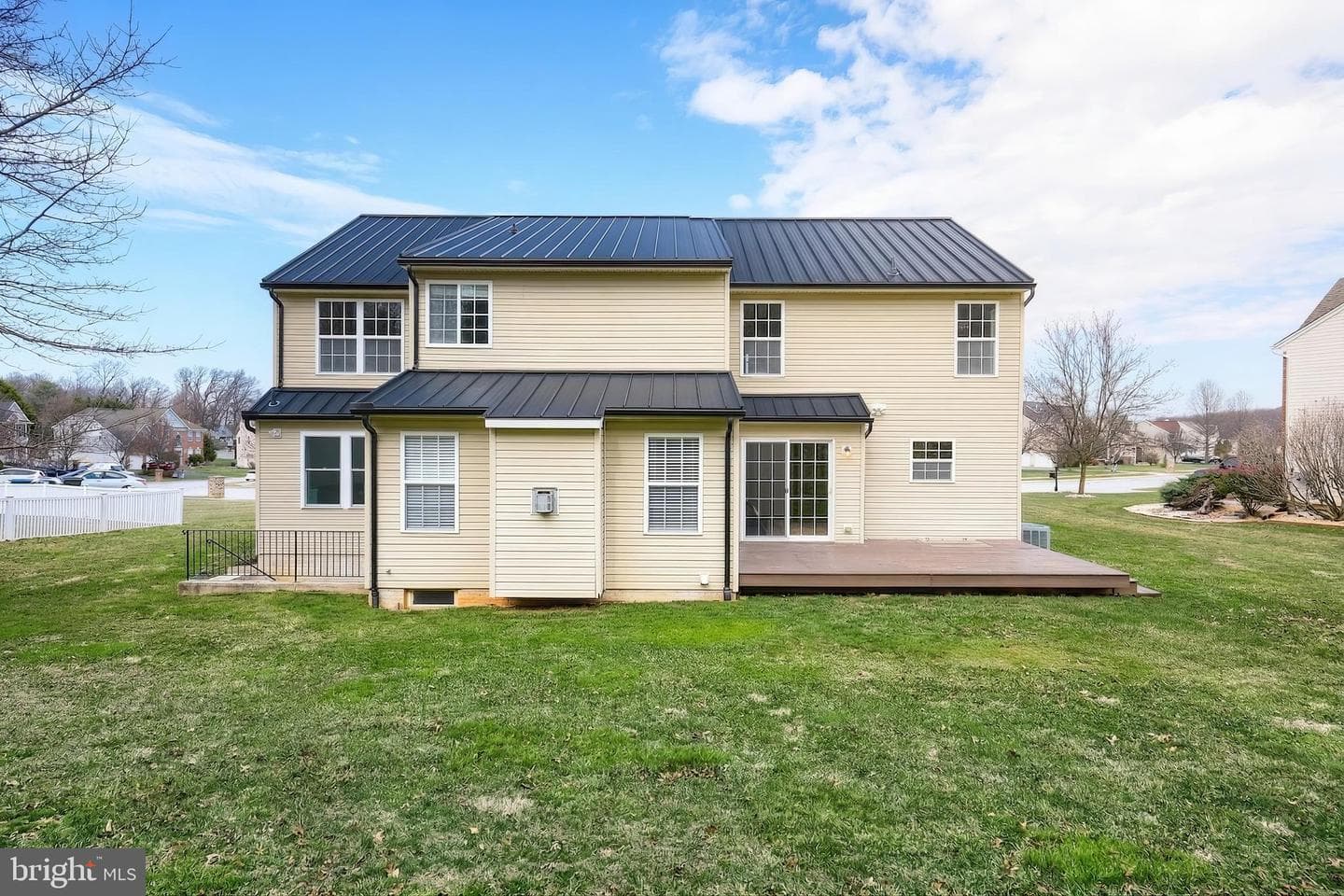 735 Clydesdale Drive photo 9