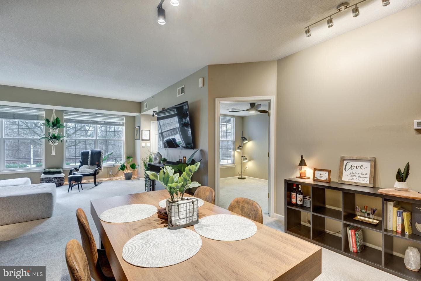 304 N Marshview Road #304 photo 9