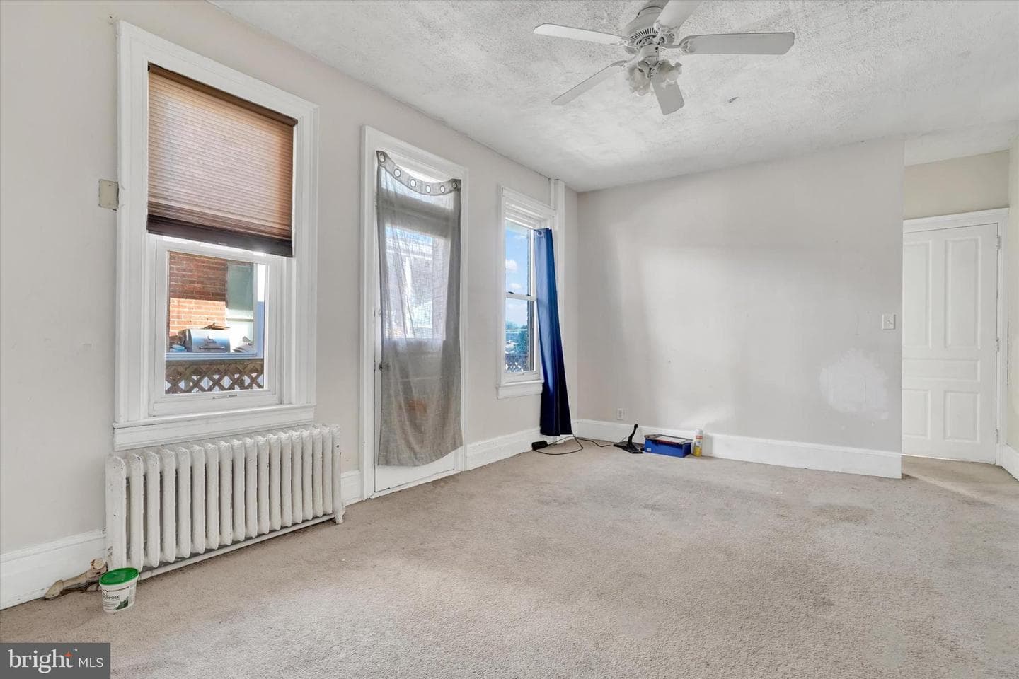 1323 N George Street photo 18