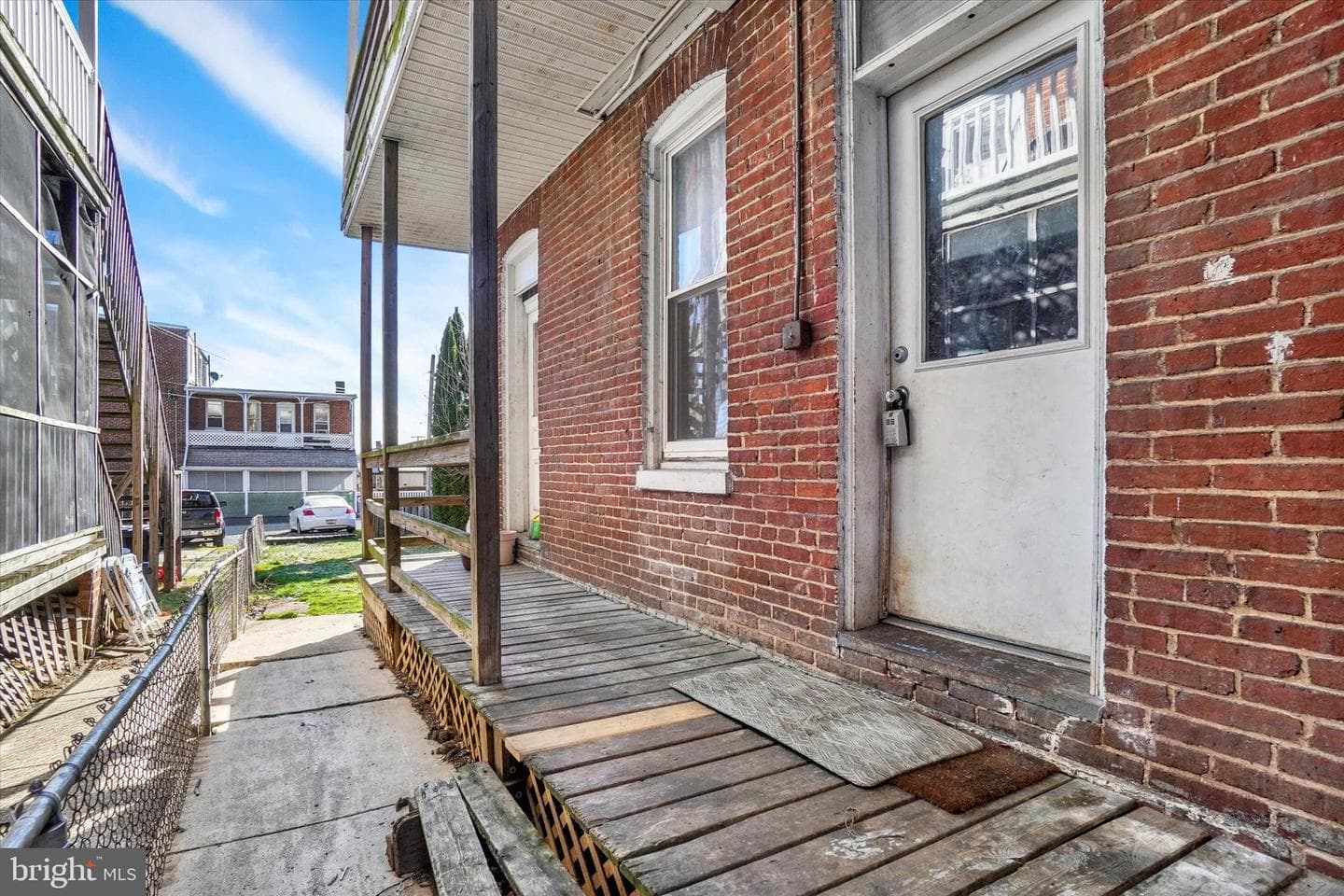 1323 N George Street photo 24