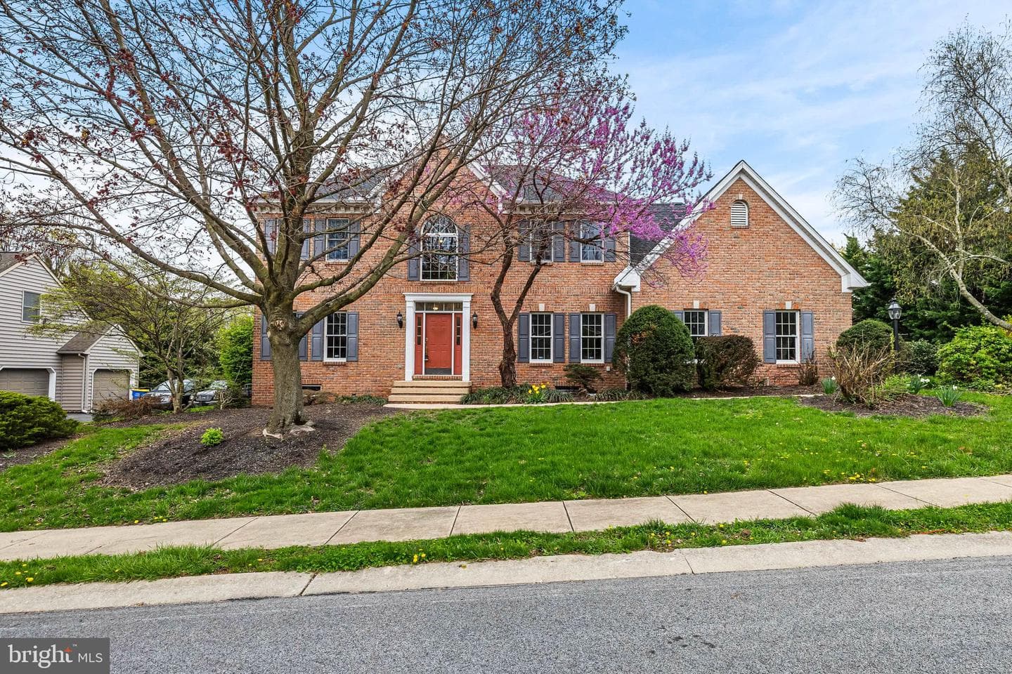 360 Dew Drop Road photo 1