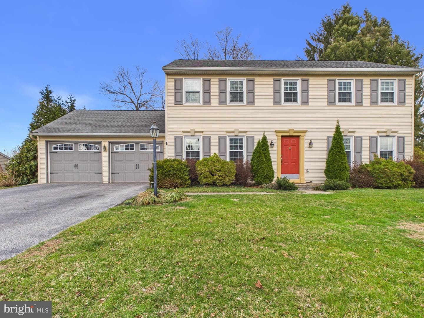 359 Kirkham Drive photo 2