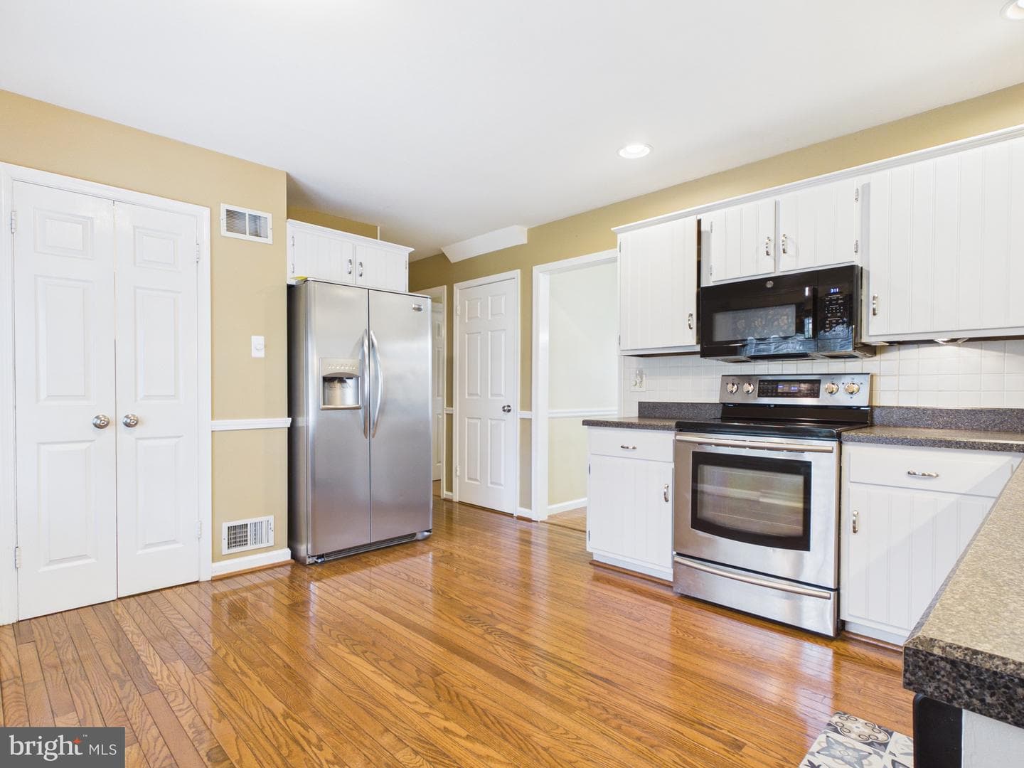 359 Kirkham Drive photo 8