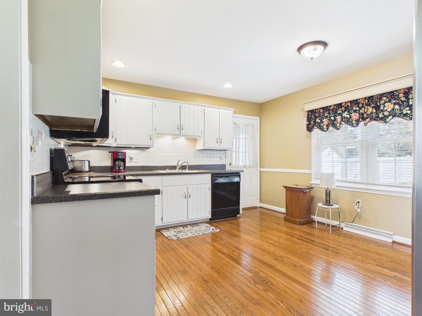 359 Kirkham Drive photo 9
