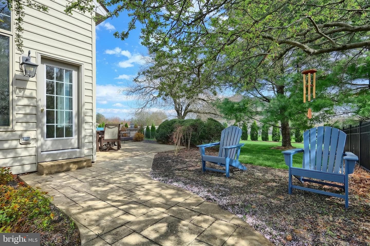 2119 Bernays Drive photo 12
