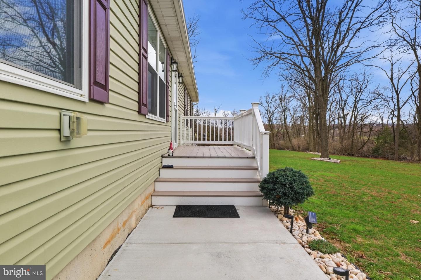 1025 White Oak Road photo 5