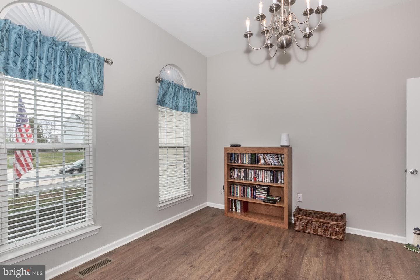 2263 Water Garden Drive photo 16