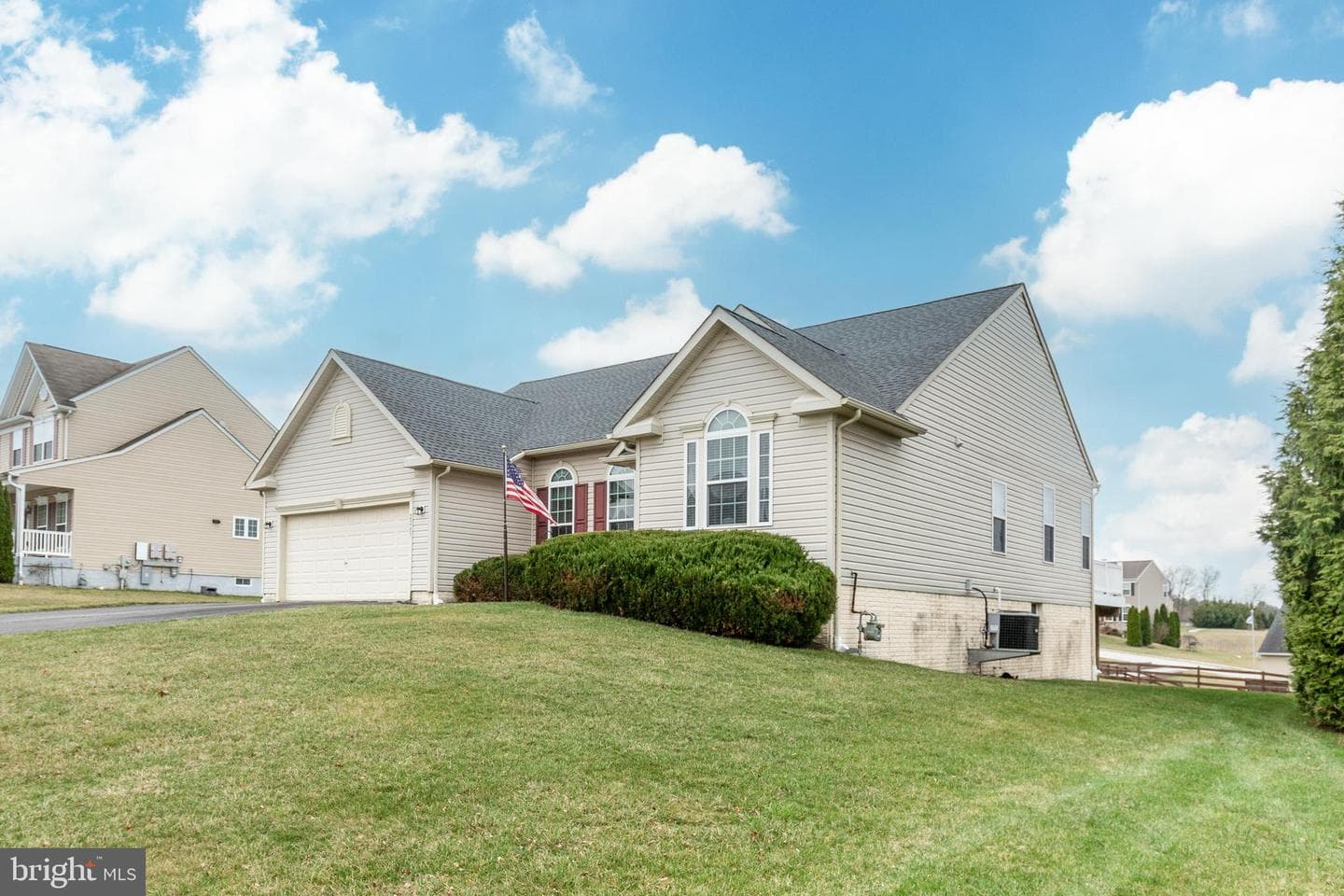 2263 Water Garden Drive photo 32