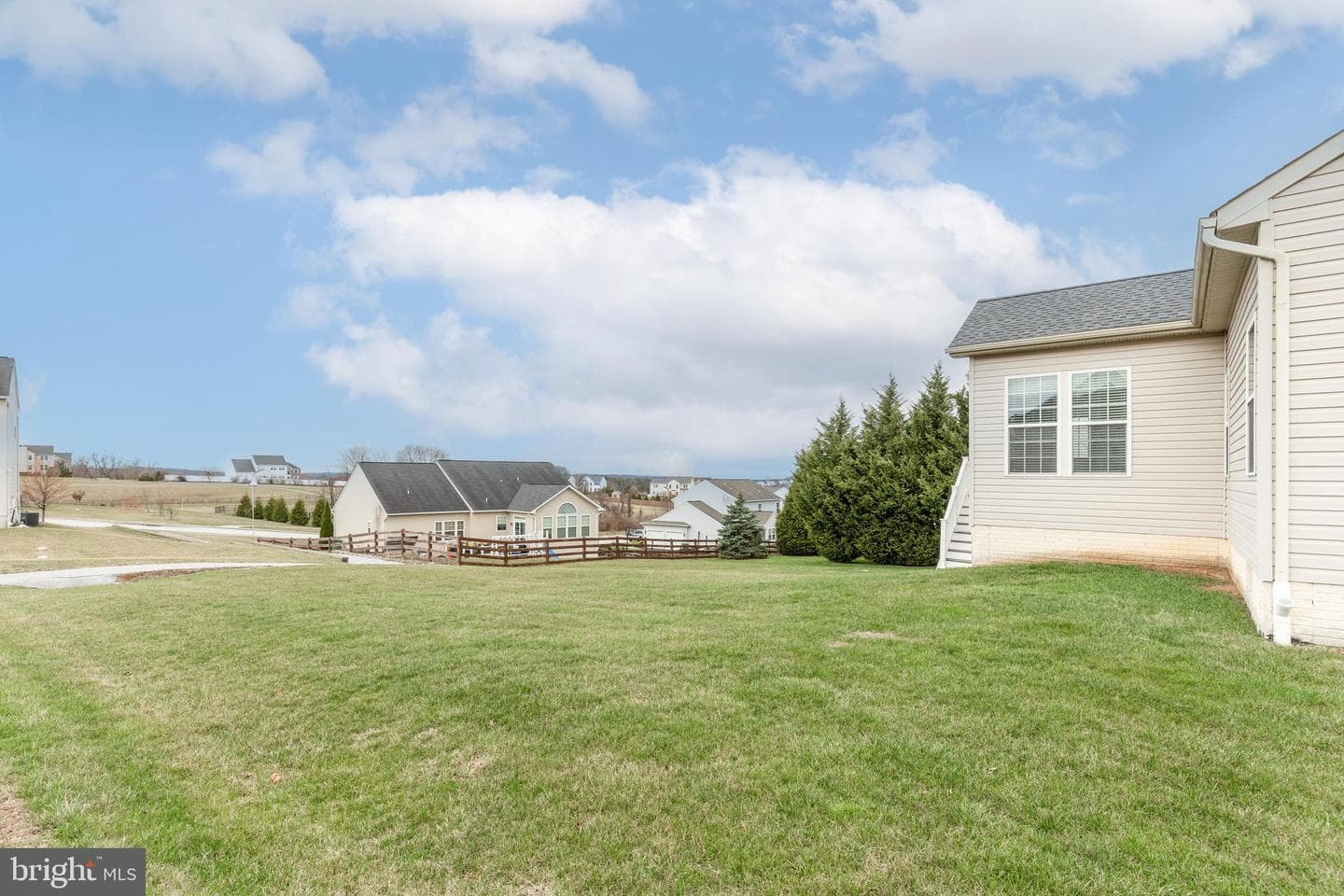 2263 Water Garden Drive photo 38