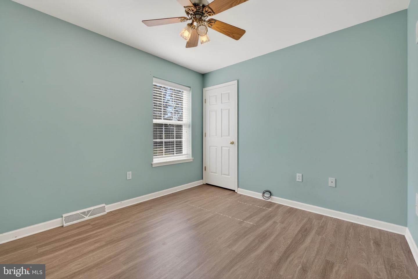 212 Sunset Circle photo 28