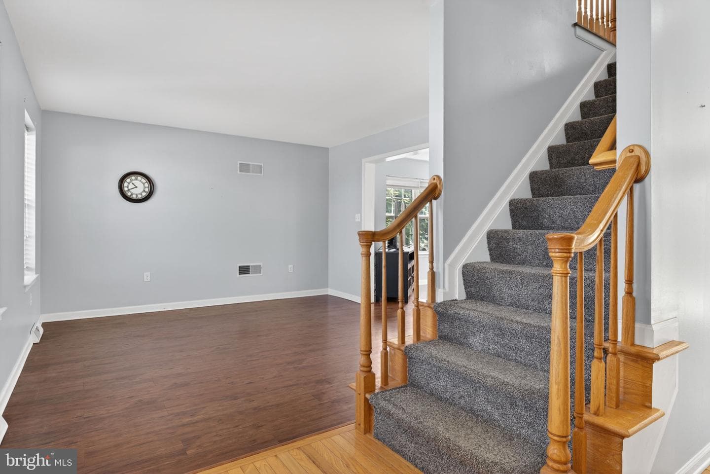 212 Sunset Circle photo 6