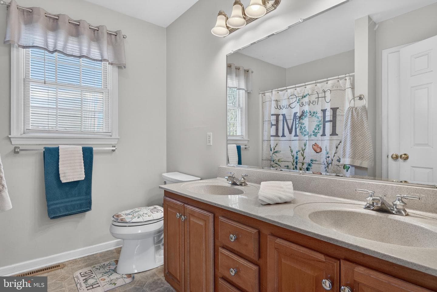 381 Benyou Lane photo 32