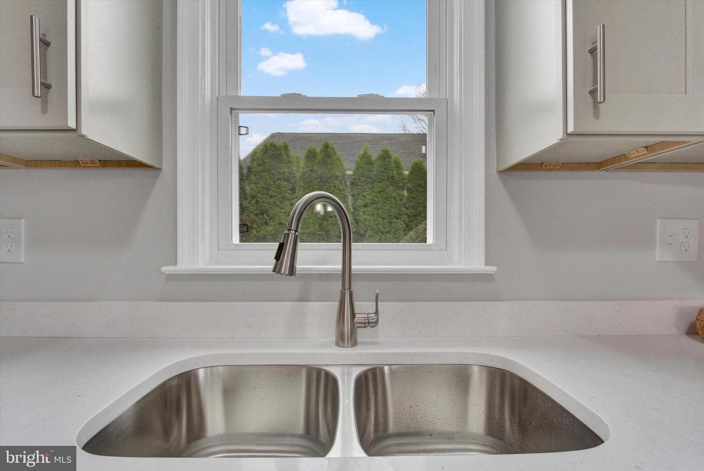115 Sherman Street photo 13