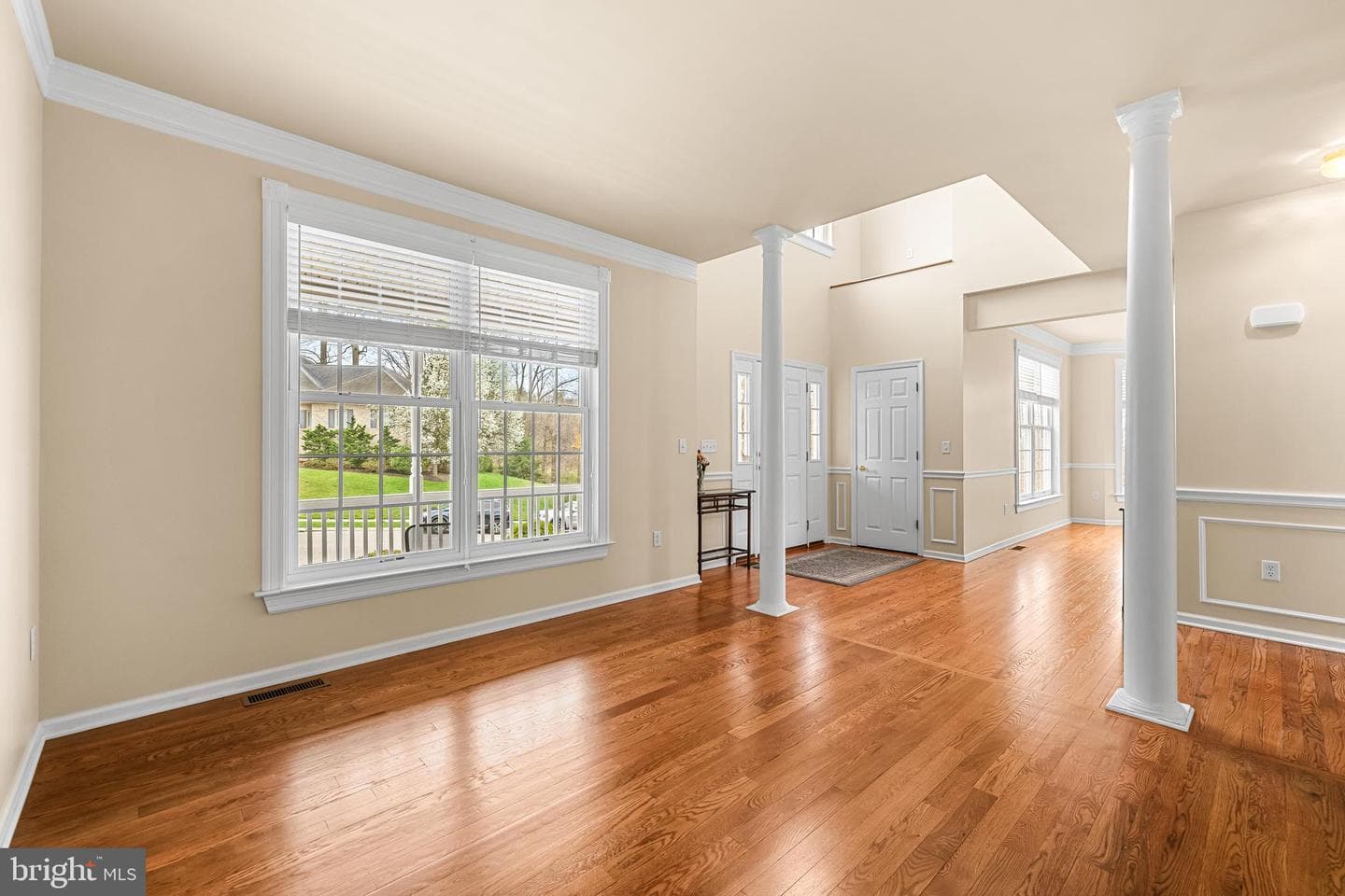 1115 Glen View Drive photo 8