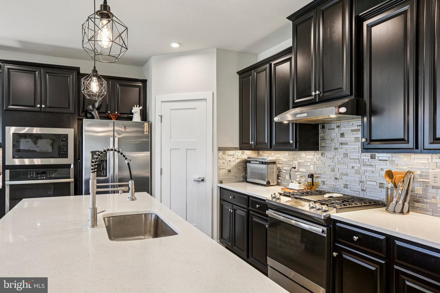 70 Lady Harrington Drive photo 11