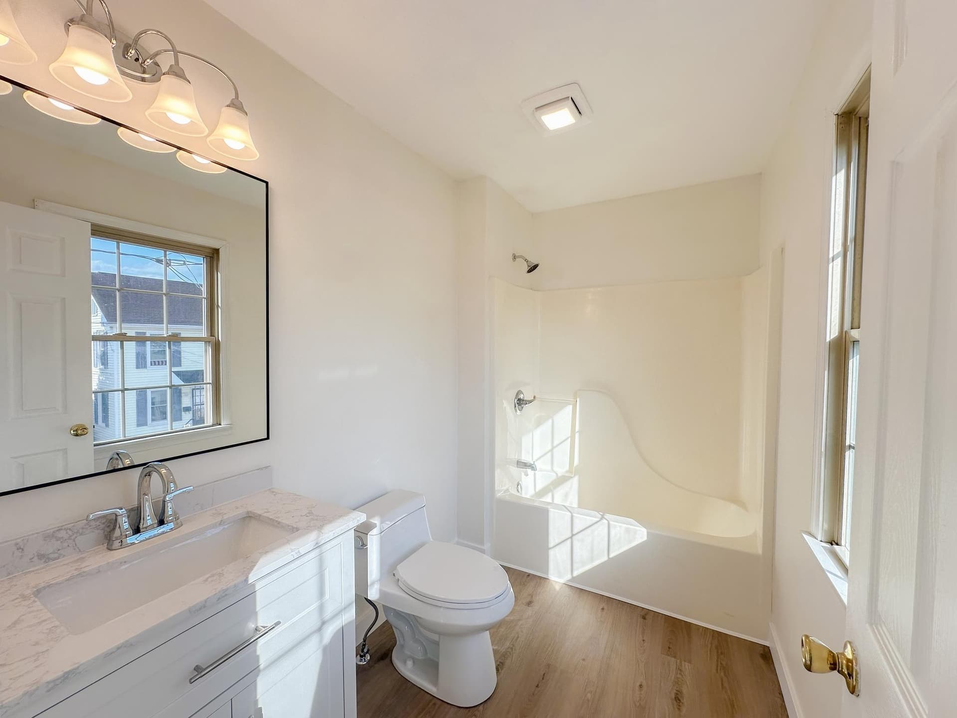 552 Locust Street photo 17
