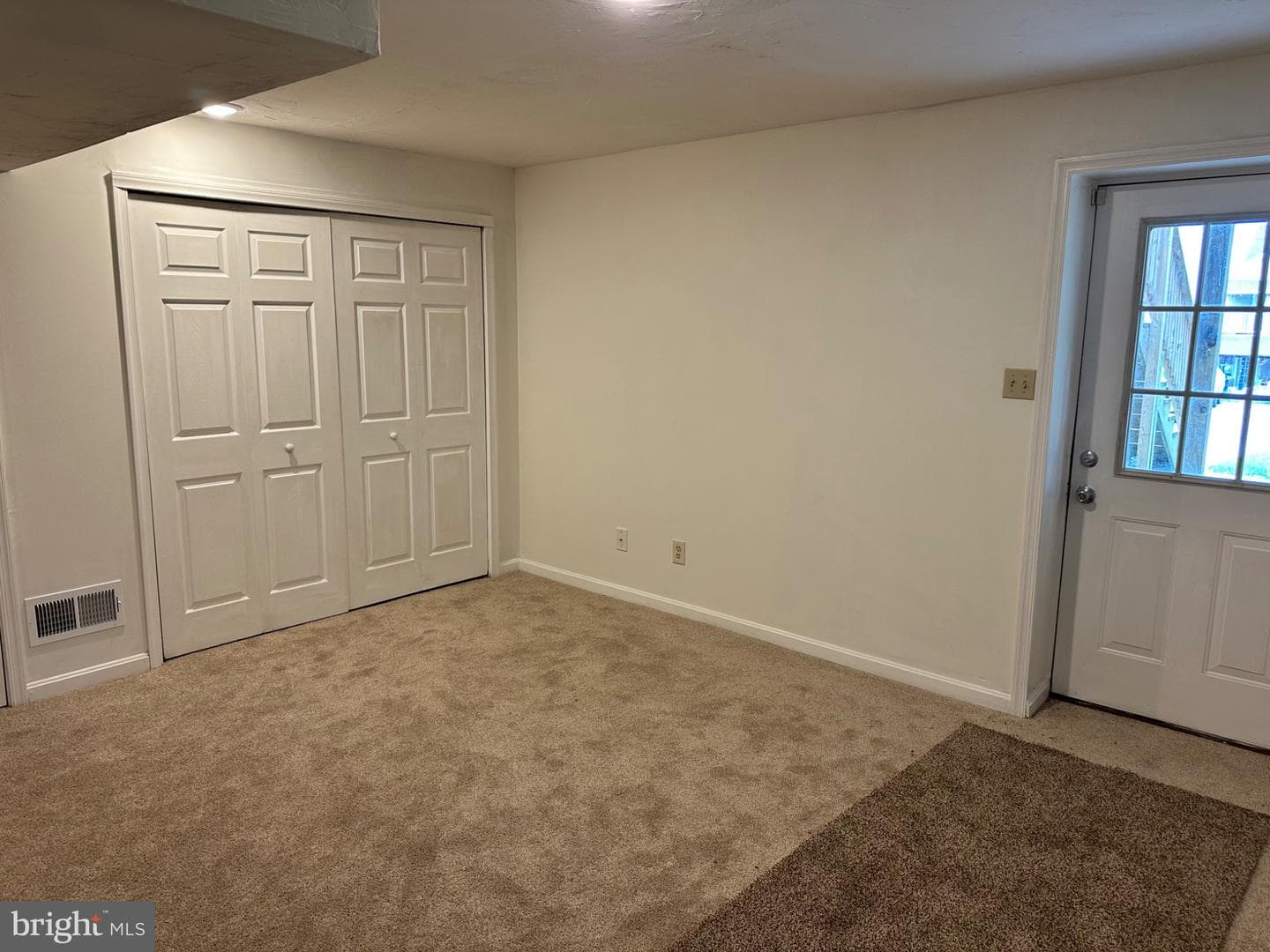 552 Locust Street photo 26